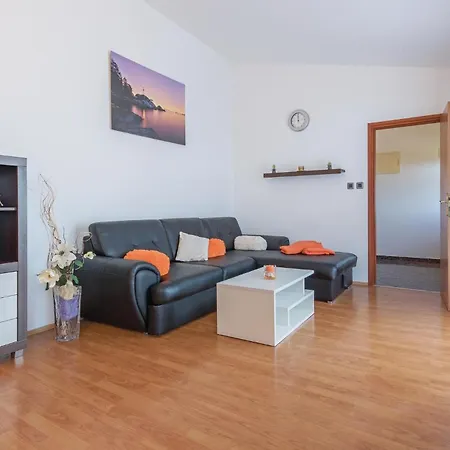 Gorgeous In With Kitchen * Vodnjan