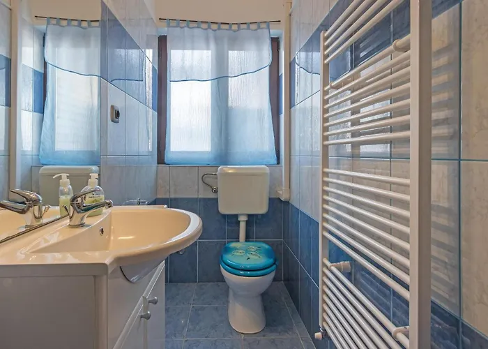 Gorgeous In With Kitchen *